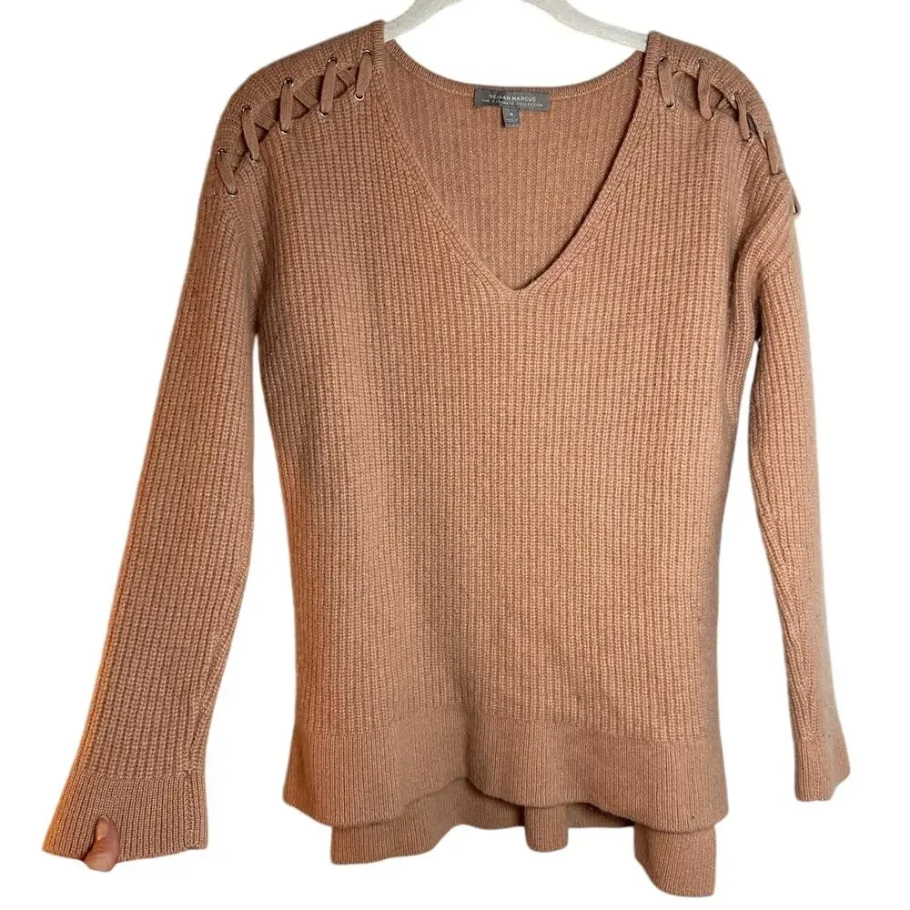 Neiman Marcus The Cashmere Collection Pink V-Neck Sweater Women's Small